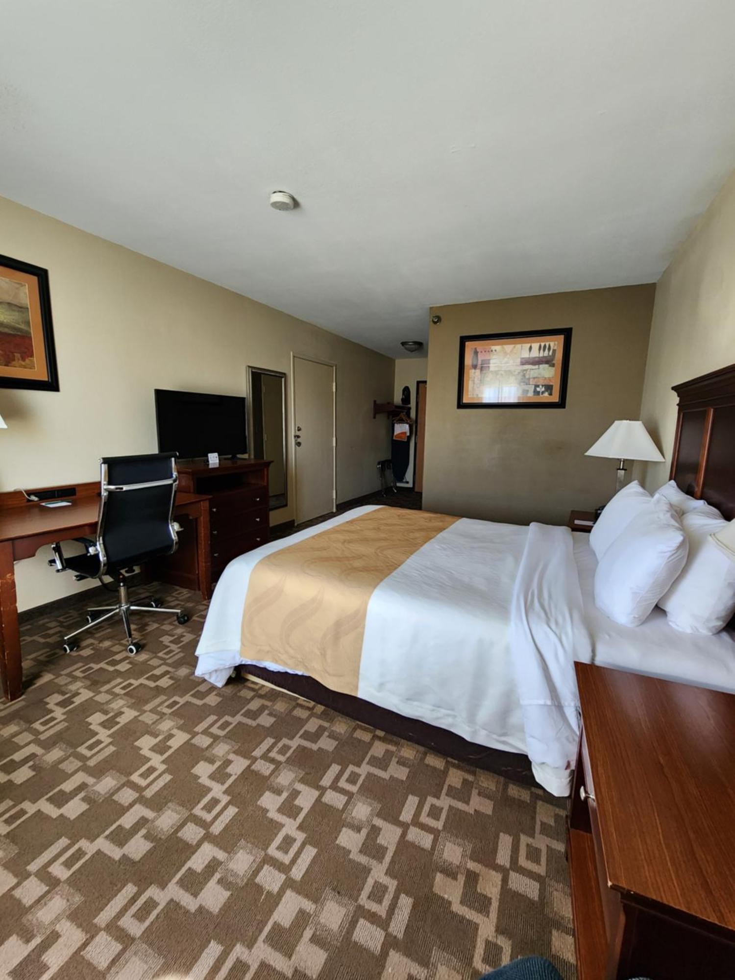 Inn Quality I-70 At Wanamaker Topeka