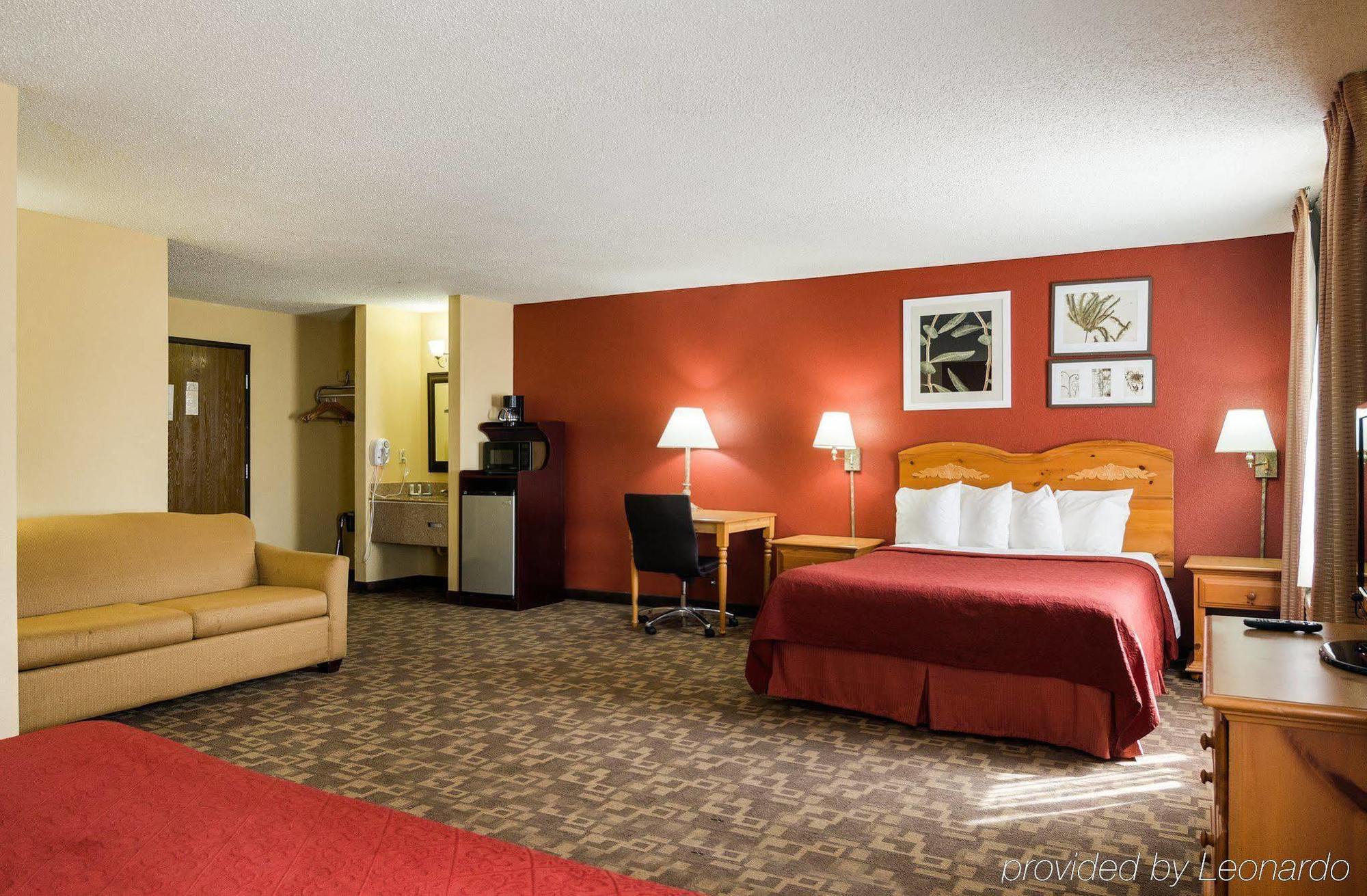 Quality I-70 At Wanamaker Inn Topeka